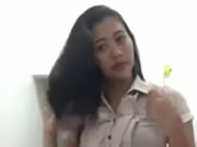 Große Titten Vietnamesisches Mädchen Selfie Strip Neckerei