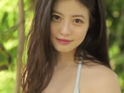 Nữ diễn viên Nhật bản Imada Mio chụp ảnh