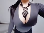Big Tits Shaking