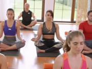 La séance de yoga se termine par la transpiration