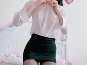 아시아 소녀 핑크 가슴과 자위 행복한 시간